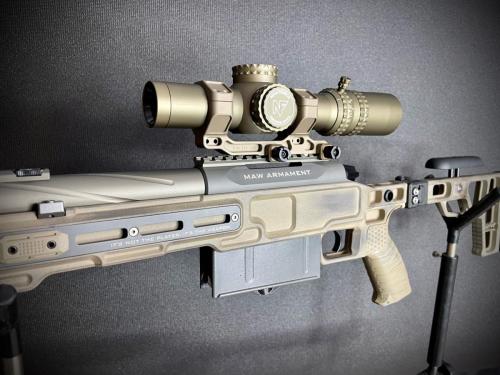 TB10S_Calciatura_Left